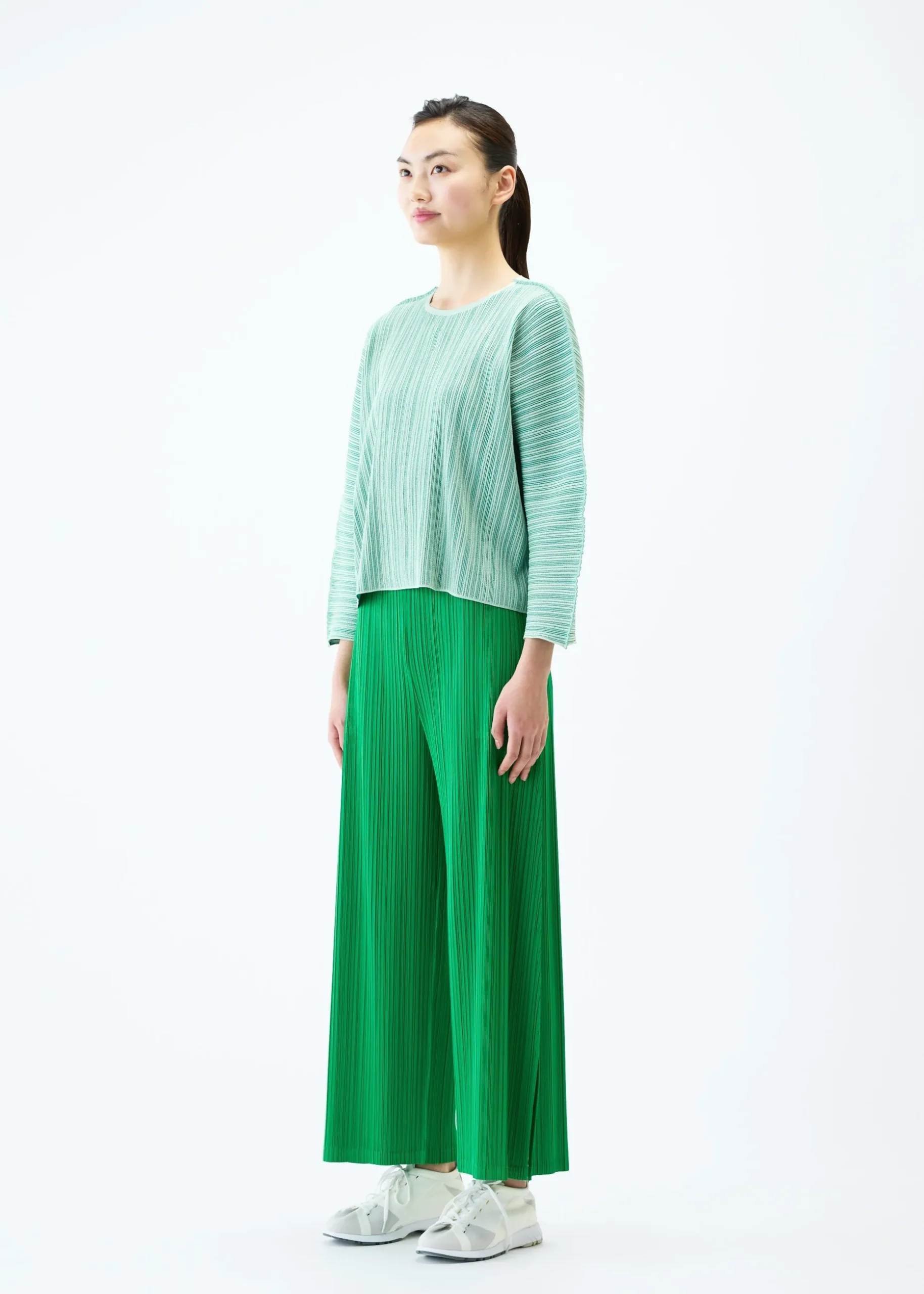 apoc_shell_5.webp A-POC SHELL