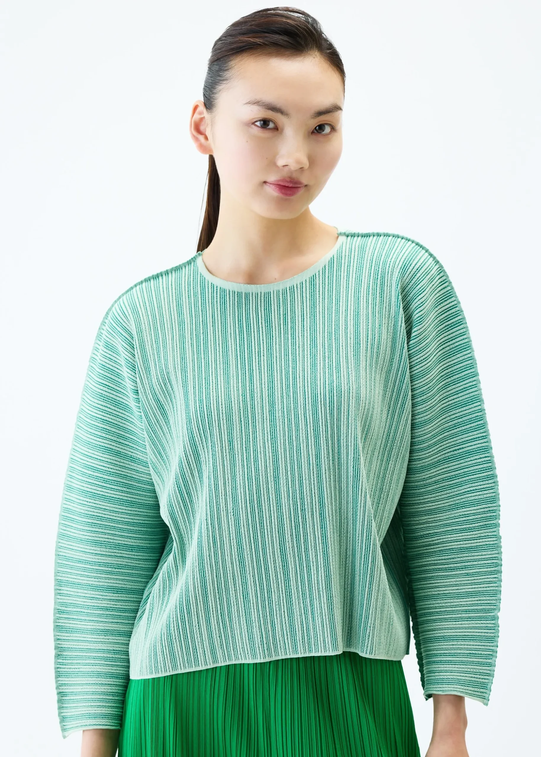 apoc_shell_7.webp A-POC SHELL