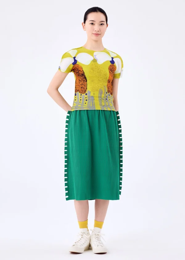 BOLD FRINGE PLEATS