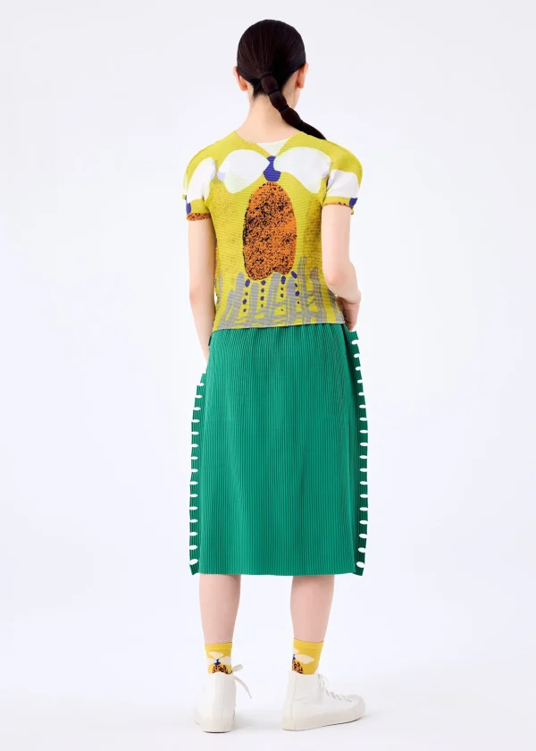 BOLD FRINGE PLEATS