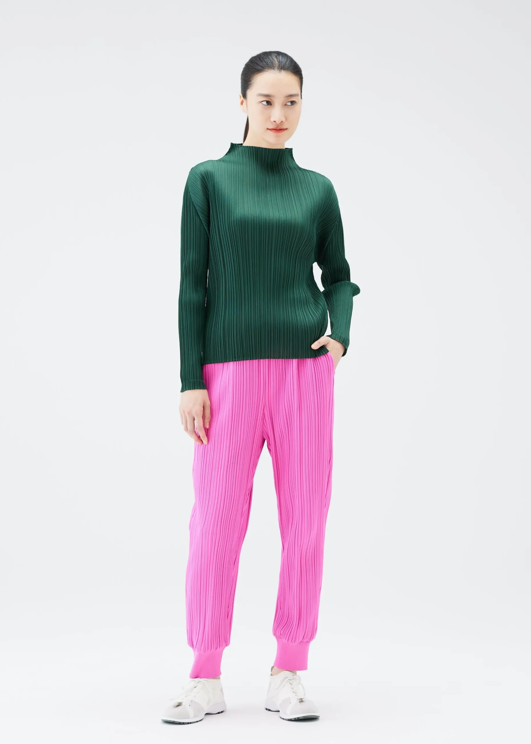 crepe_knit_8-1.webp CREPE KNIT