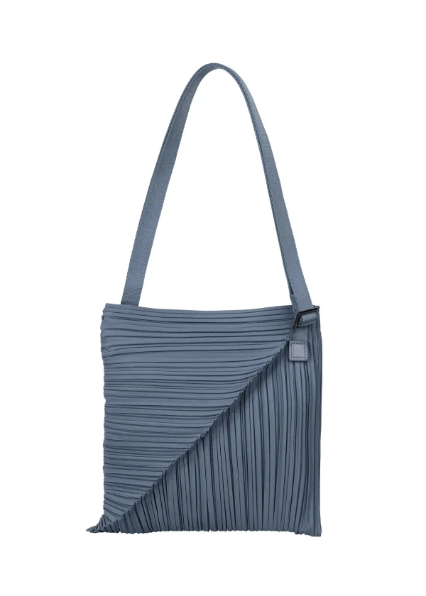 DIAGONAL PLEATS BAG