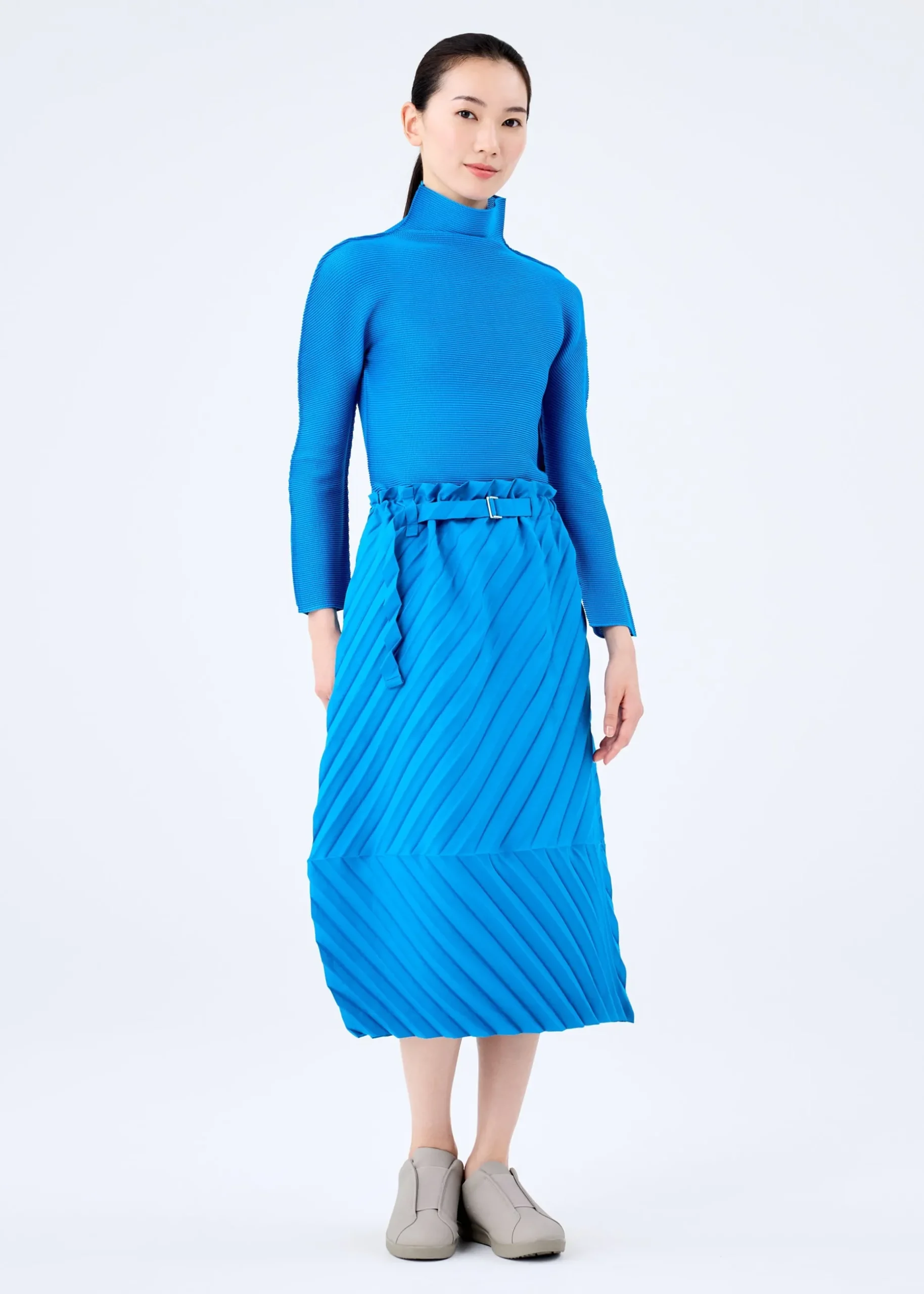 fold_pleats_4-1.webp FOLD PLEATS