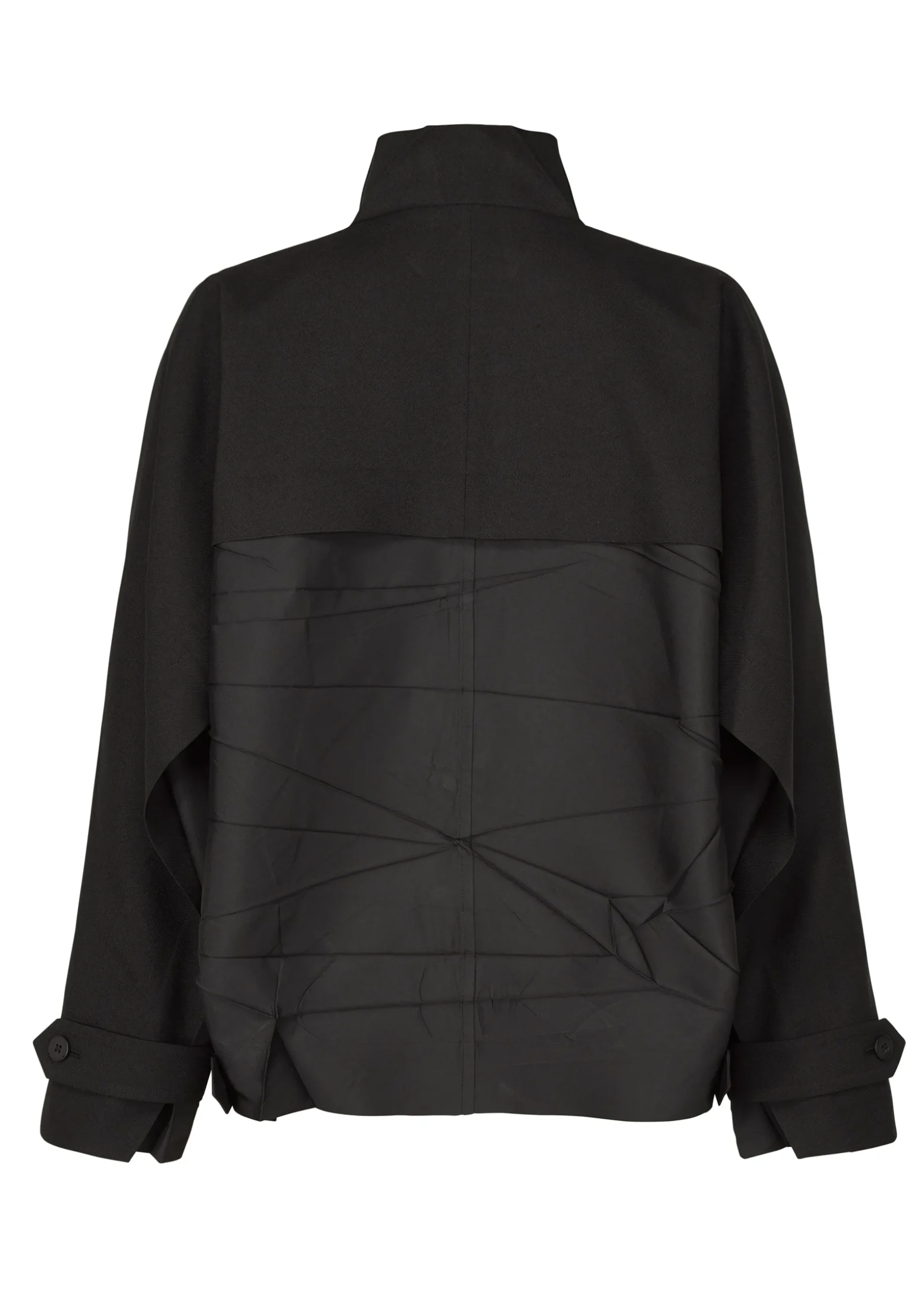 hiding_2-1.webp HIDING