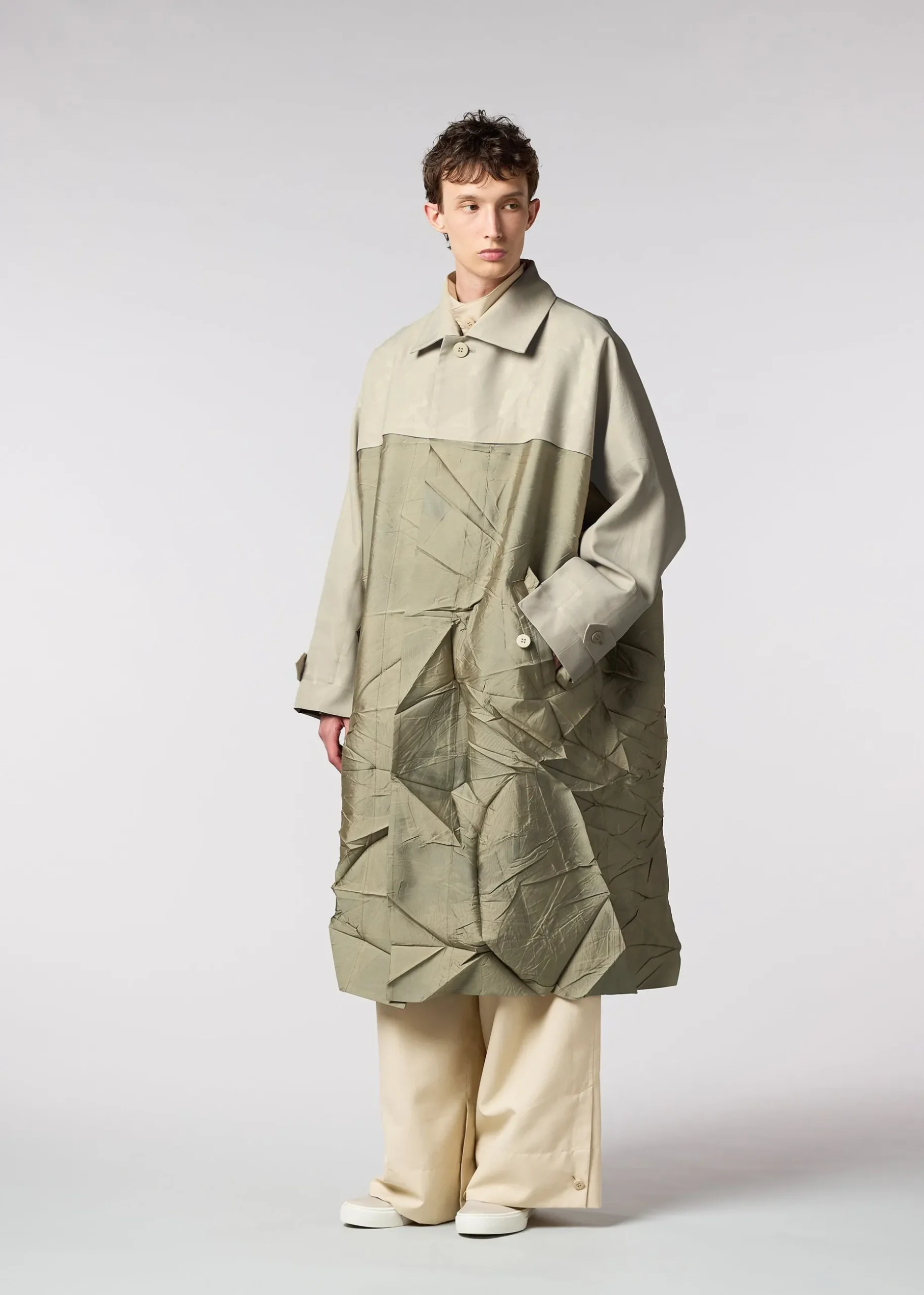 hiding_9.webp HIDING