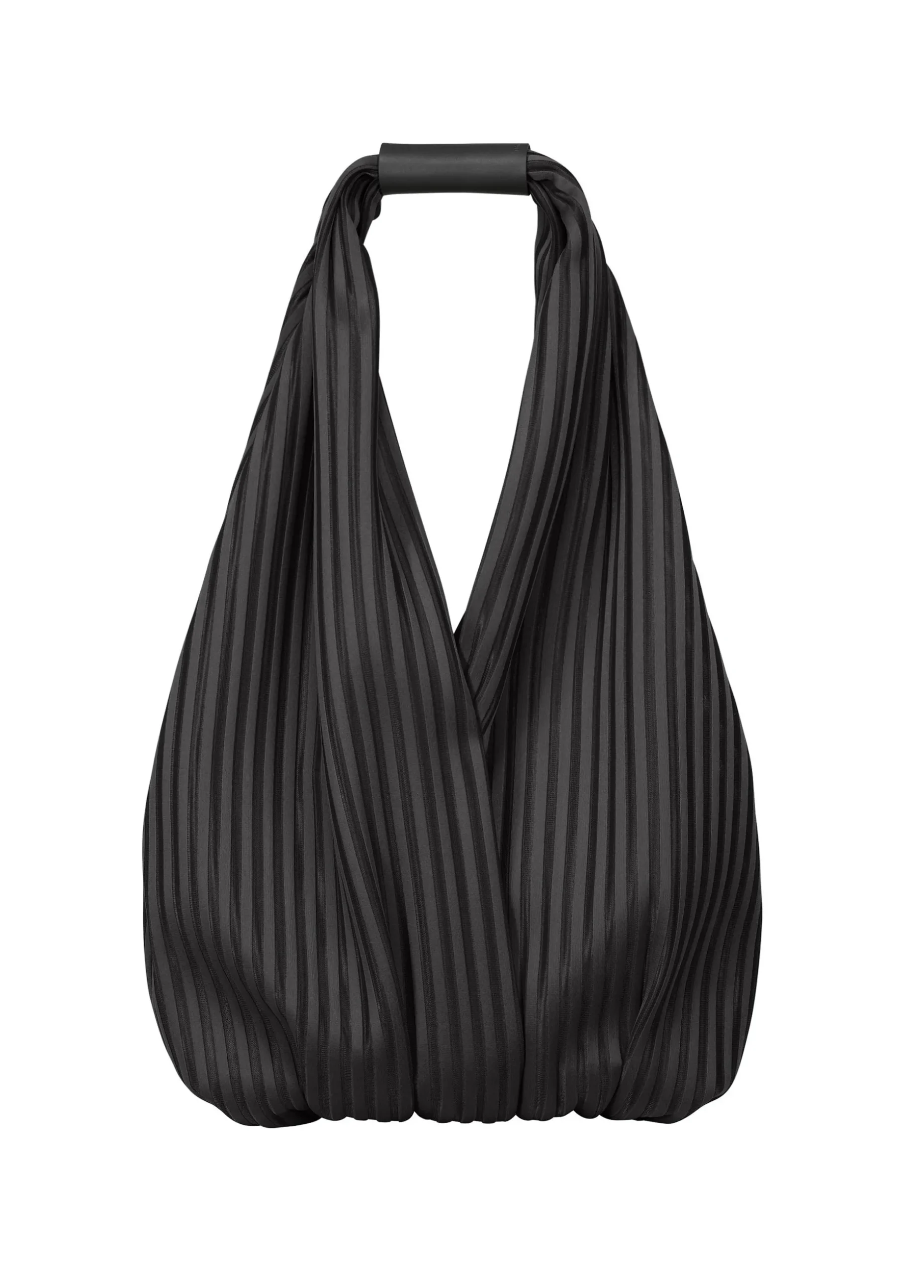 linear_knit_bag_0.webp LINEAR KNIT BAG-48
