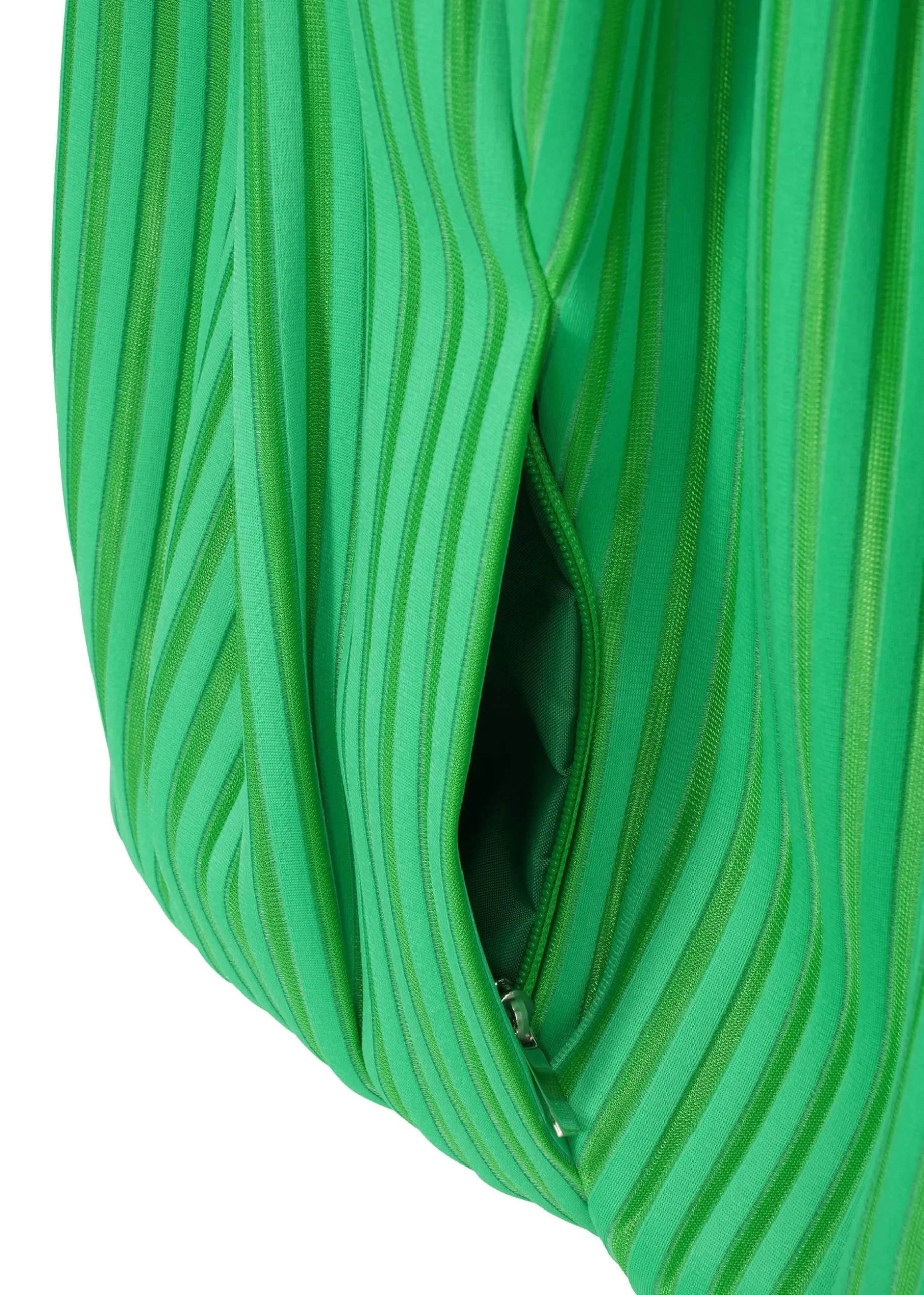 linear_knit_bag_4.webp LINEAR KNIT BAG-48