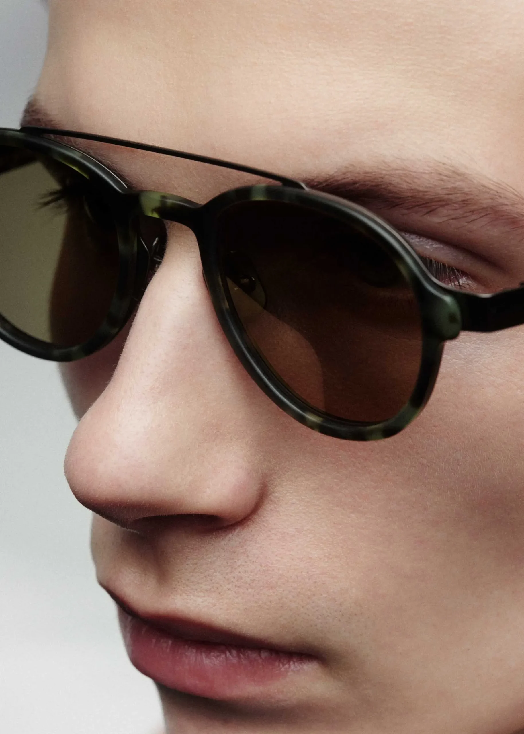 marrowteardrop_sunglasses_5-1.webp MARROW-TEARDROP SUNGLASSES