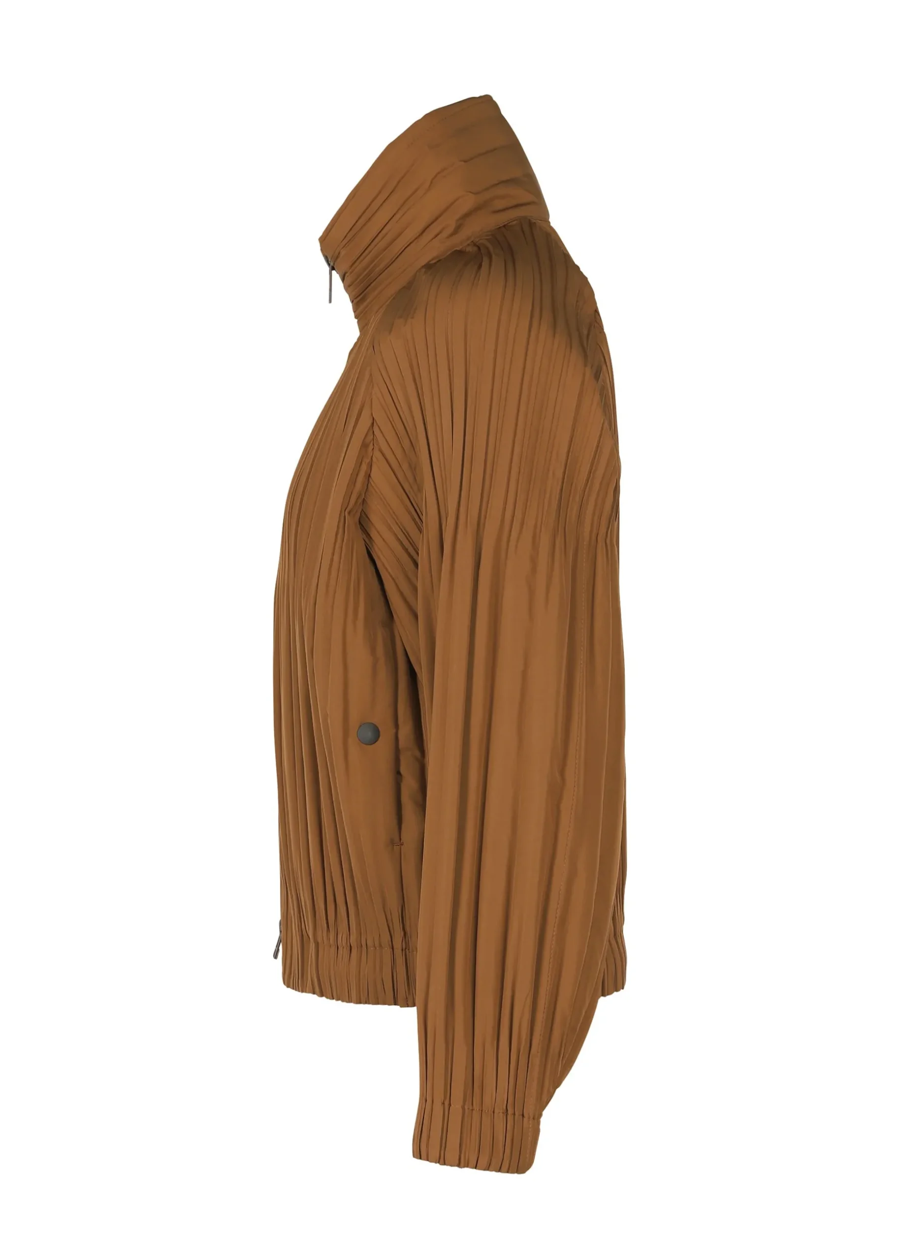 padded_pleats_coat_2.webp PADDED PLEATS COAT