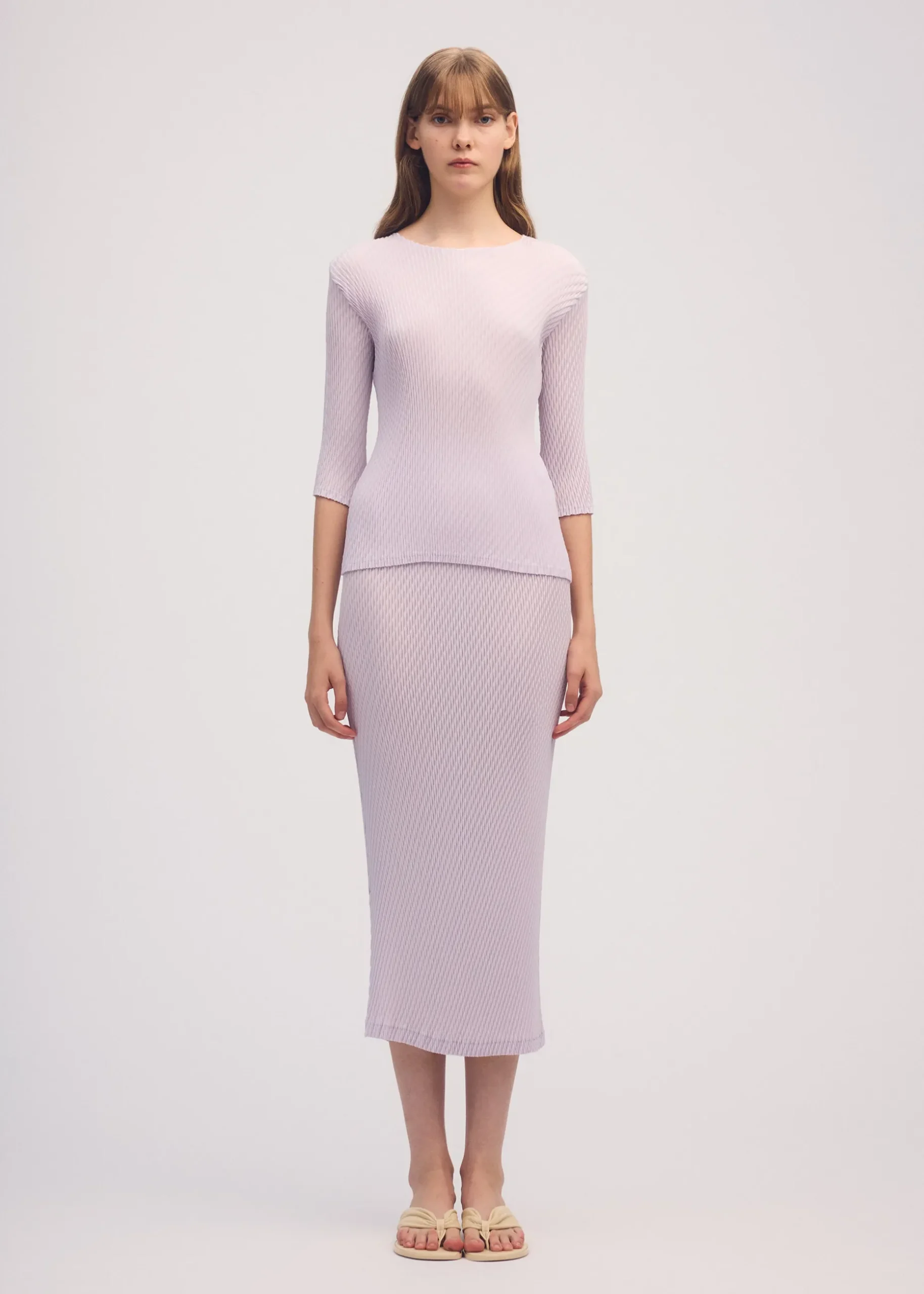 rhombus_pleats_3-1.webp RHOMBUS PLEATS