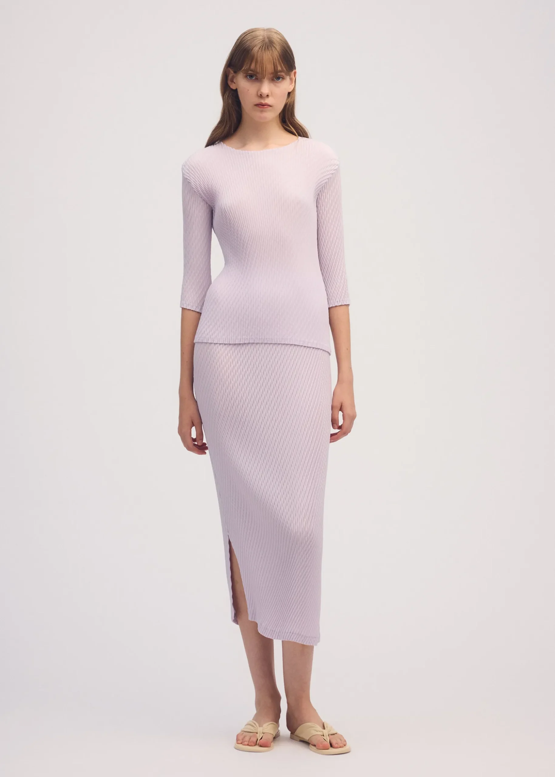 rhombus_pleats_4-1.webp RHOMBUS PLEATS