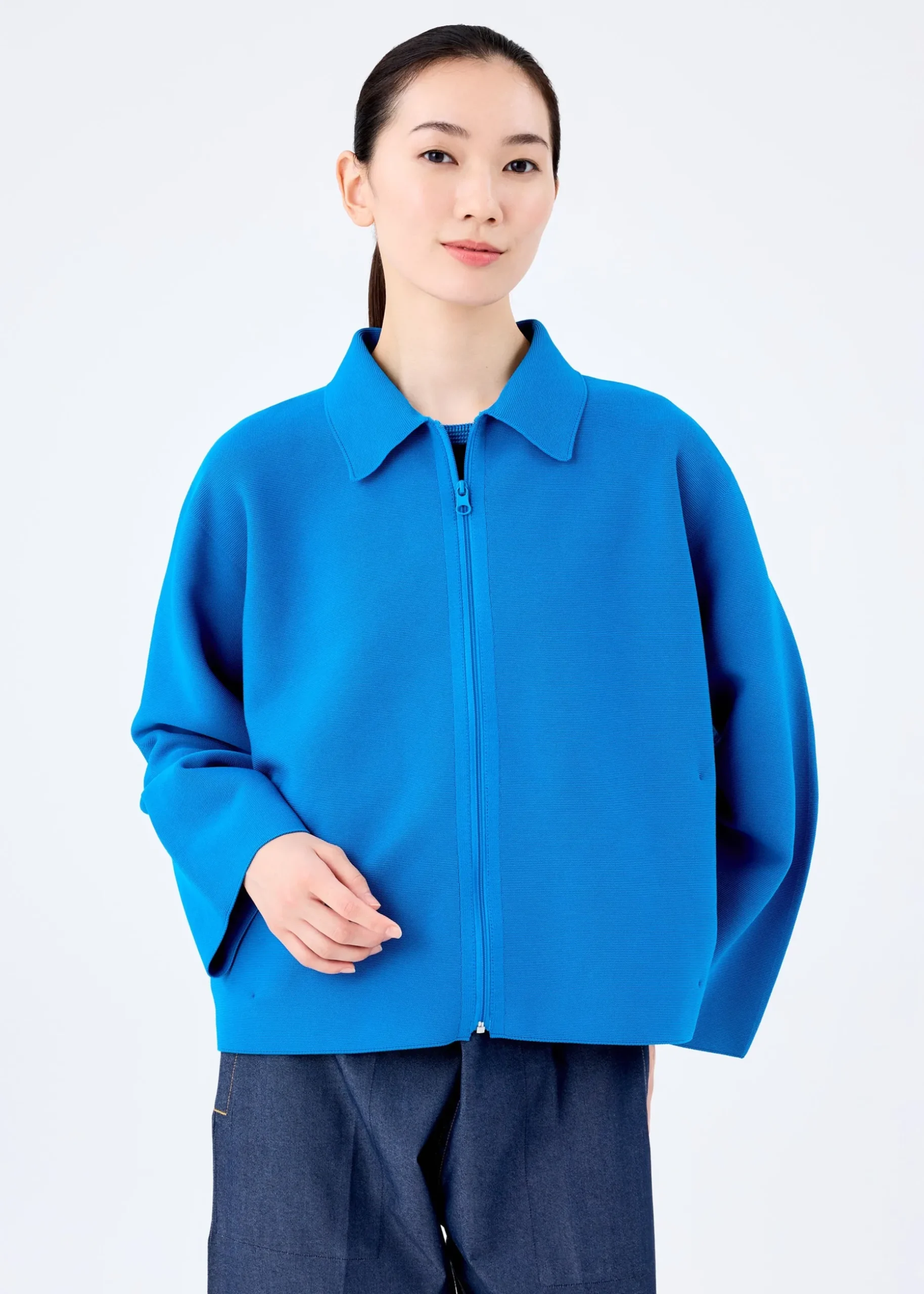 solid_knit_5-2.webp SOLID KNIT