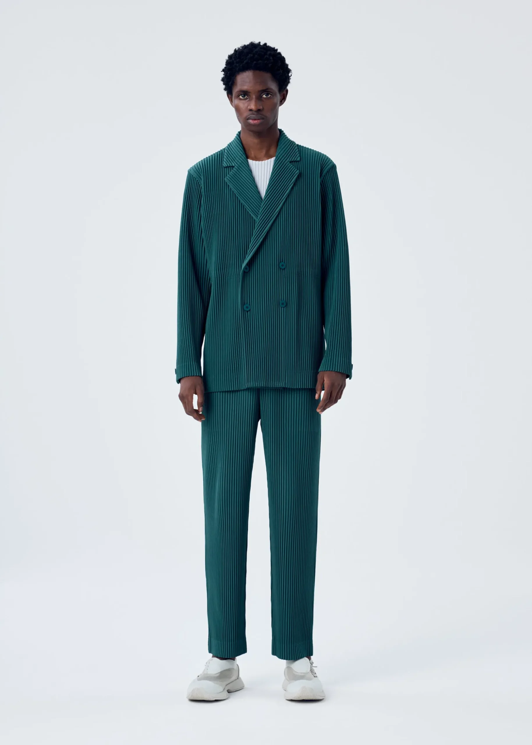 tailored_pleats__5-10.webp TAILORED PLEATS 1