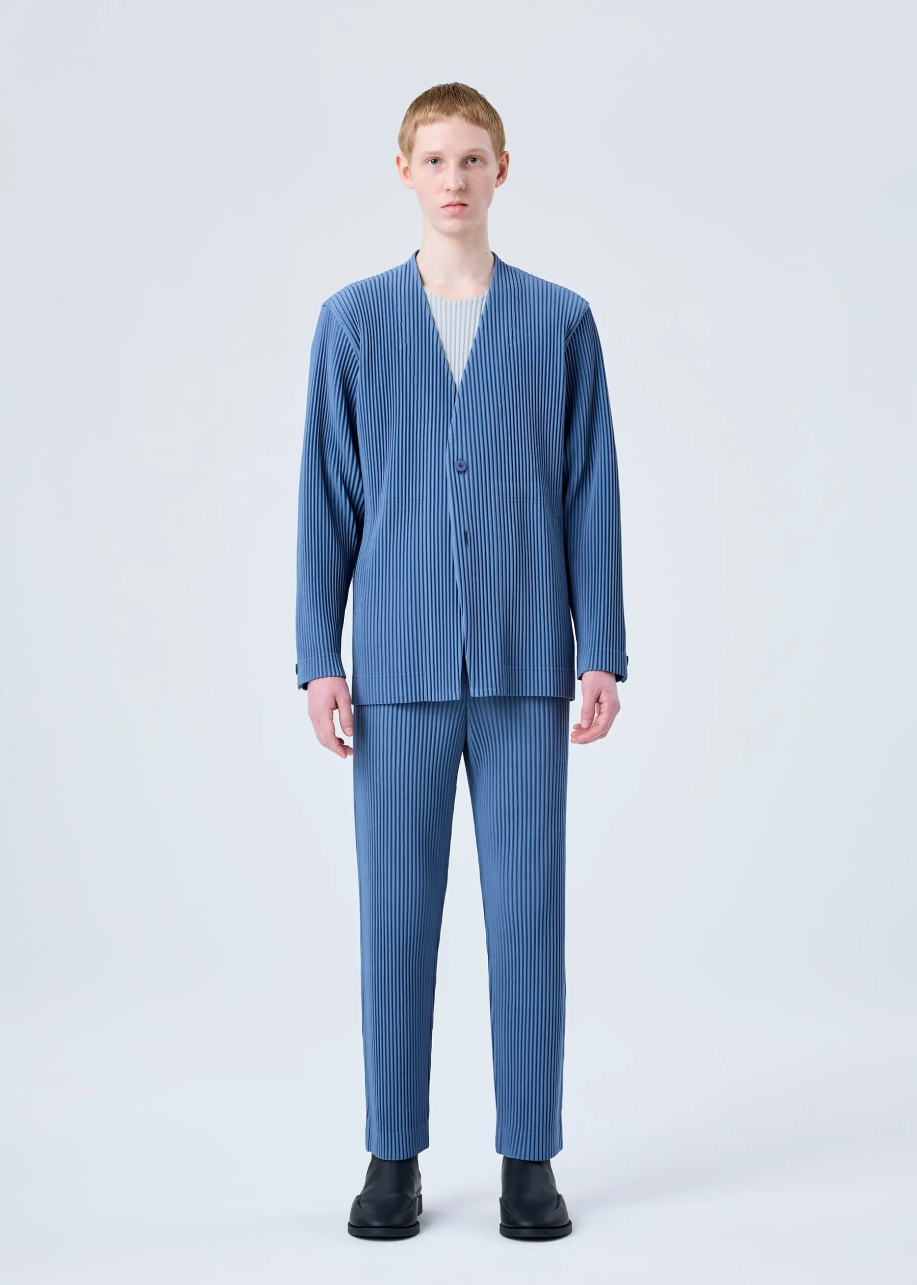 tailored_pleats__6-3.webp TAILORED PLEATS 1