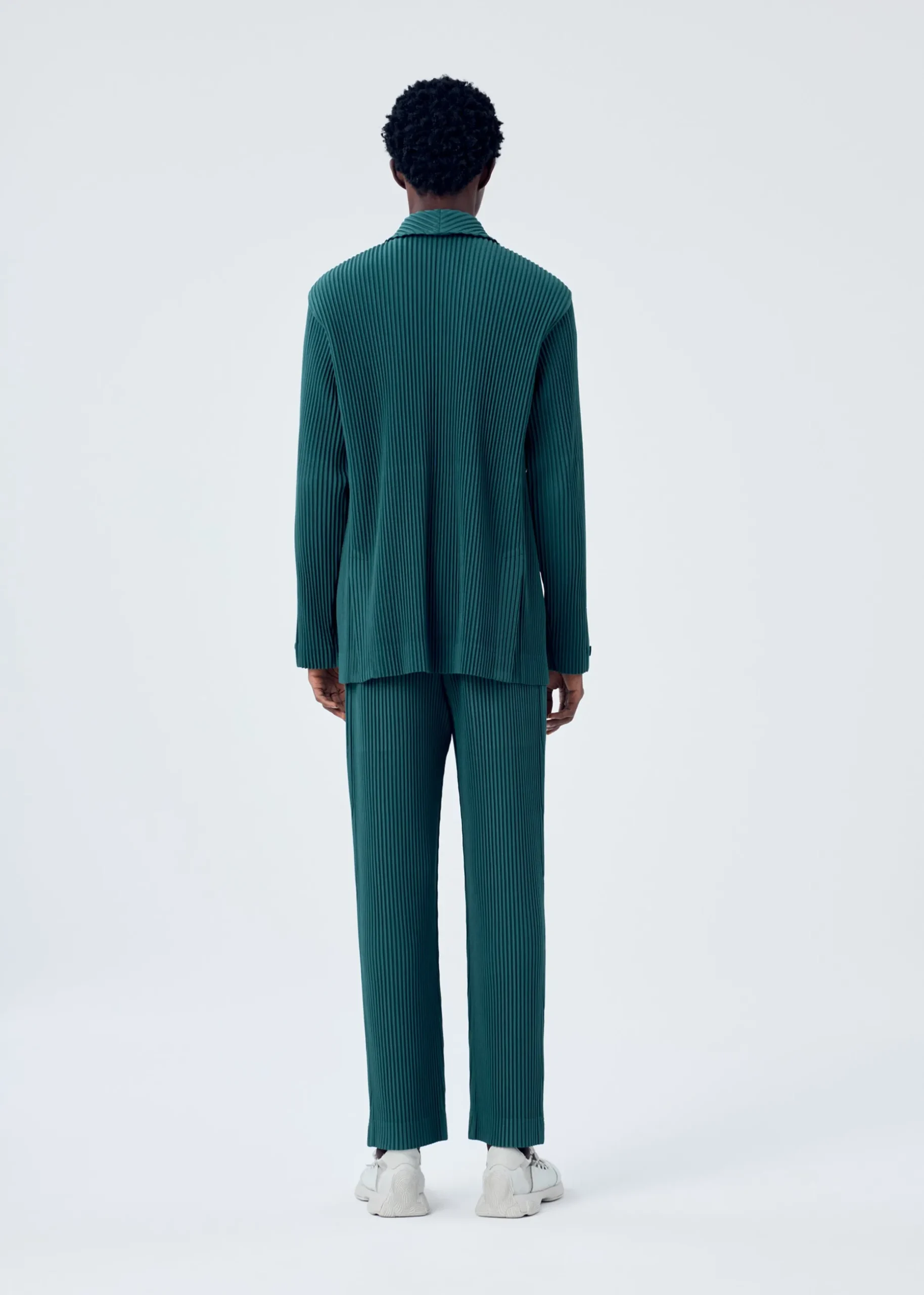 tailored_pleats__7-8.webp TAILORED PLEATS 1