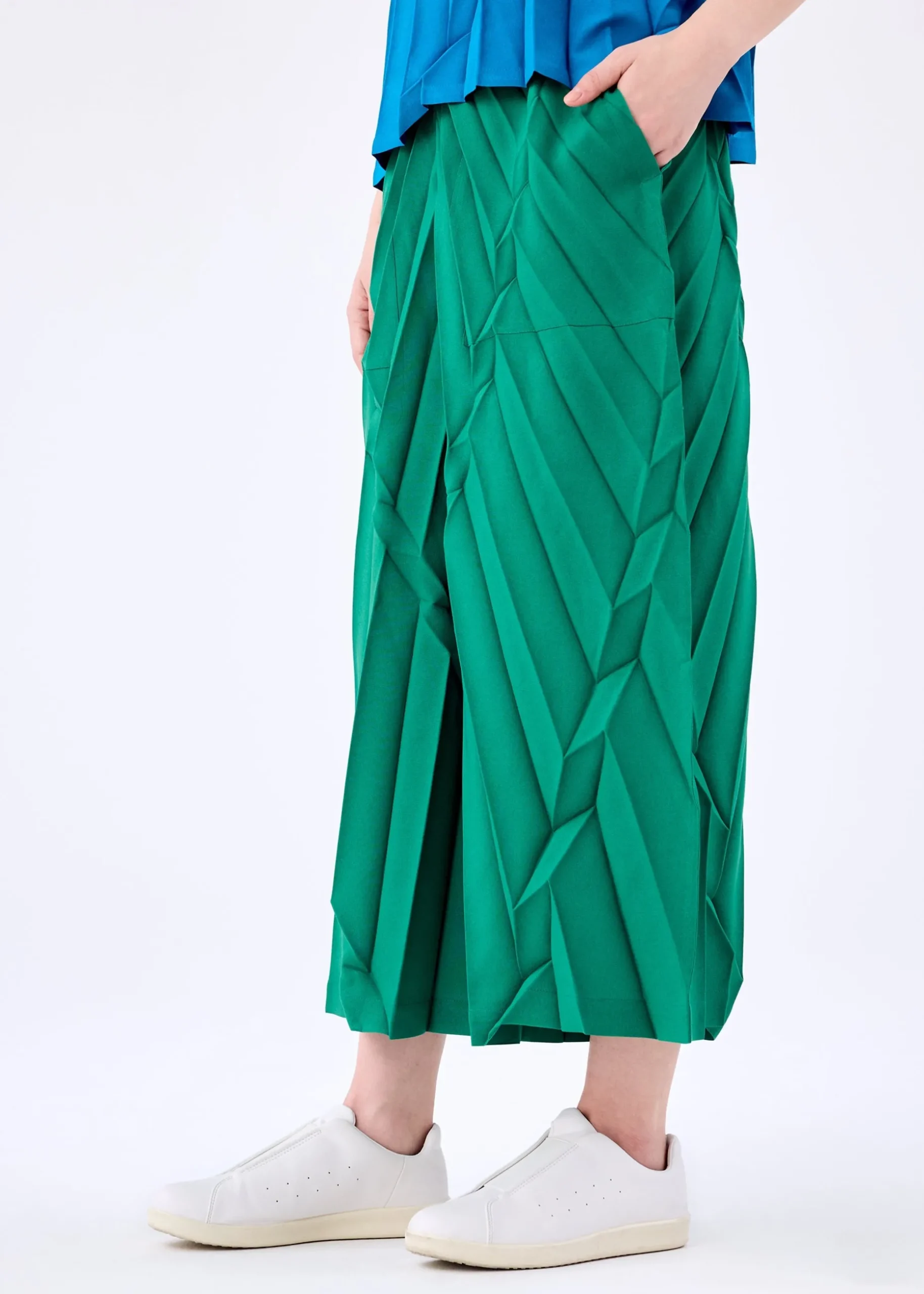 tree_pleats_6-1.webp TREE PLEATS