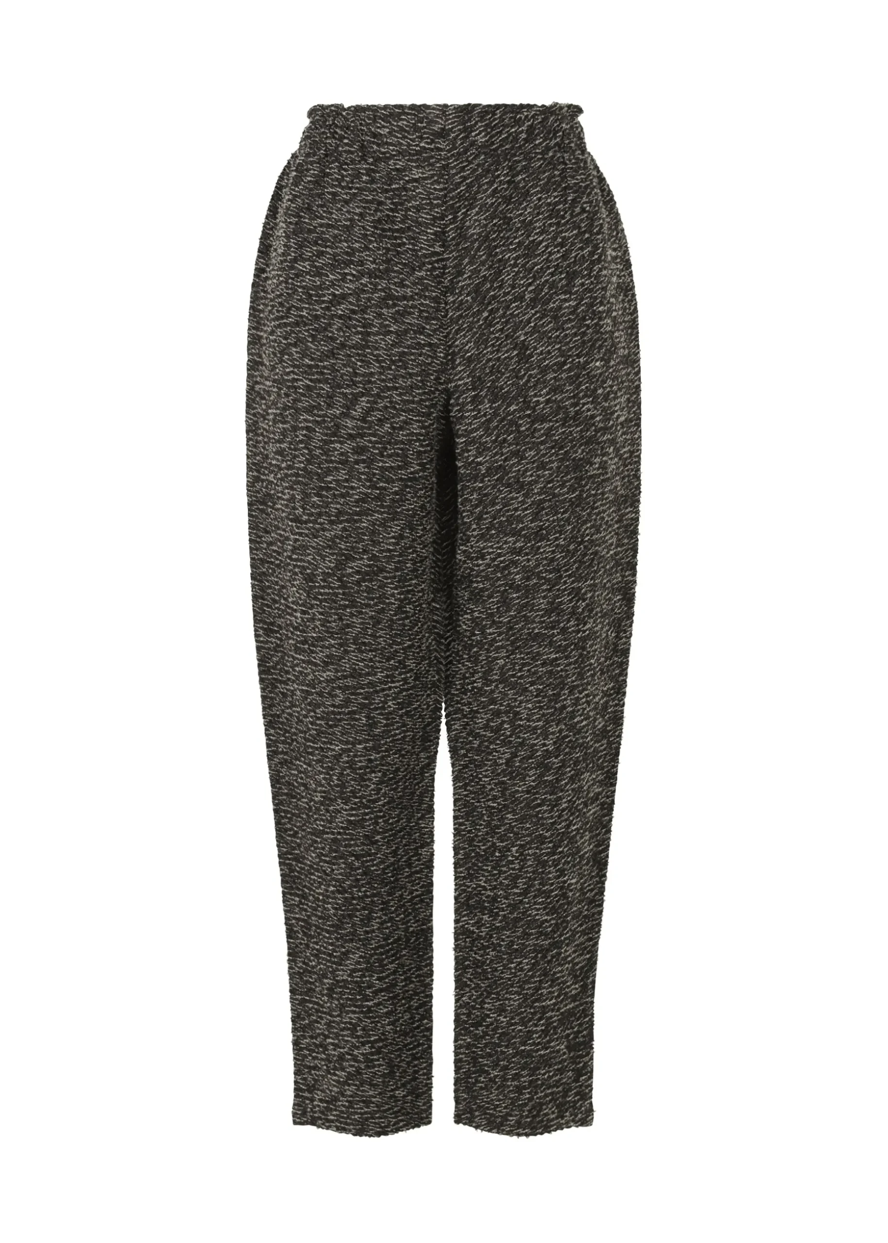 warm_pleats_0-2.webp WARM PLEATS