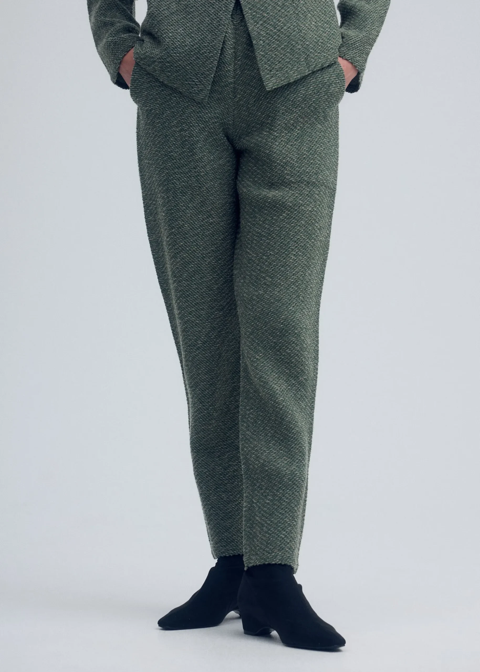 warm_pleats_5-1.webp WARM PLEATS